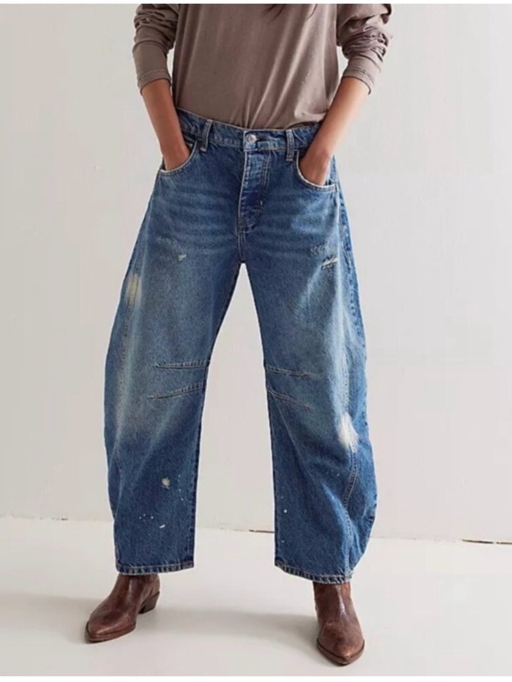 Free People Good Luck Mid-Rise Barrel Jeans - Rare discontinued wash 100 Years! - Picture 8 of 10